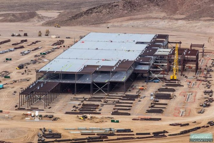 Строительство Tesla Gigafactory