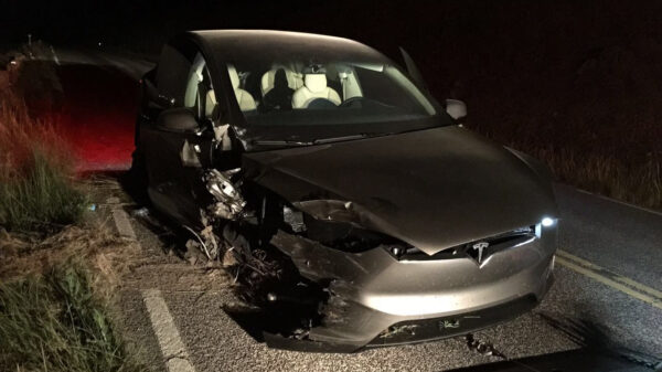 Tesla Model X после аварии в Монтане