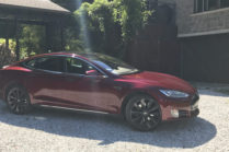 Вот как держится Tesla Model S спустя 5 лет