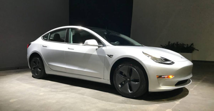 Tesla Model 3 за $150000 из объявления